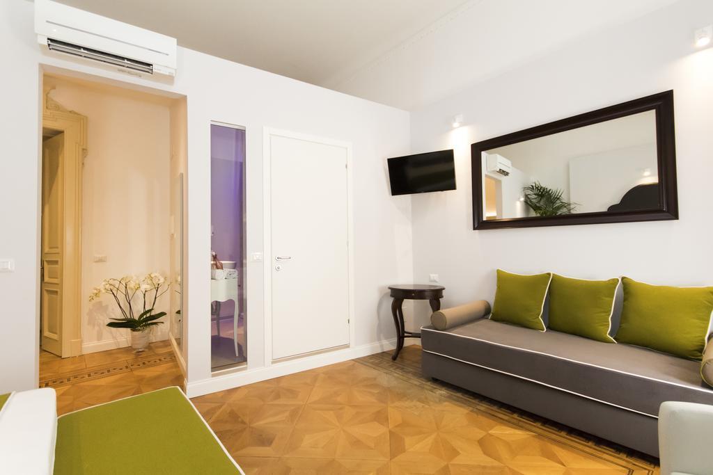 Отель Residenza Degli Artisti Триест Экстерьер фото
